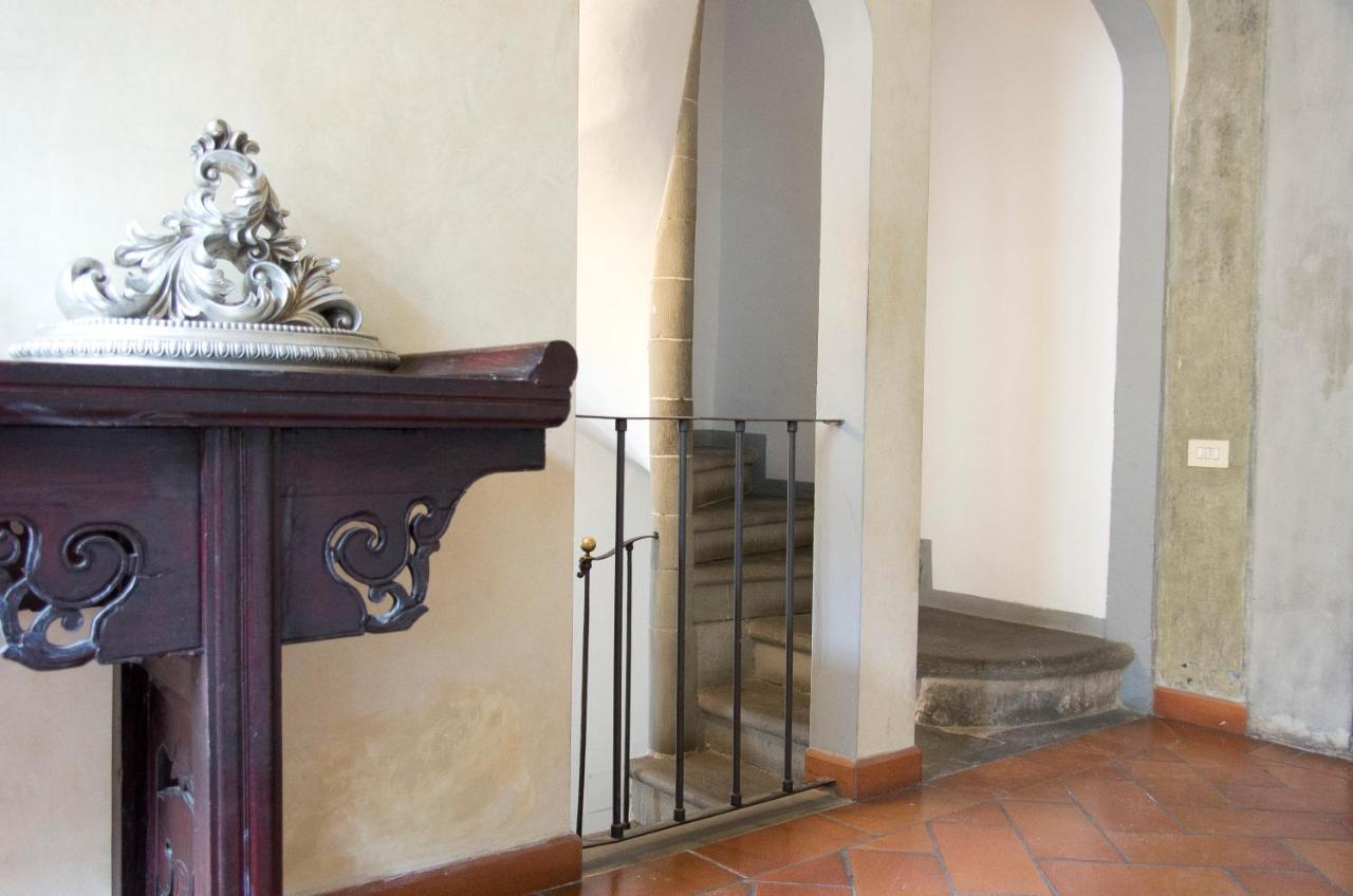Traviata Appartamento Storico - Palazzo Tolomei Florence Exterior photo